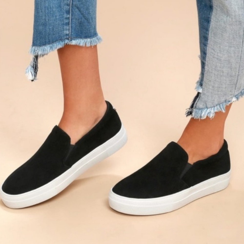 Steve Madden Black Gills sneaker